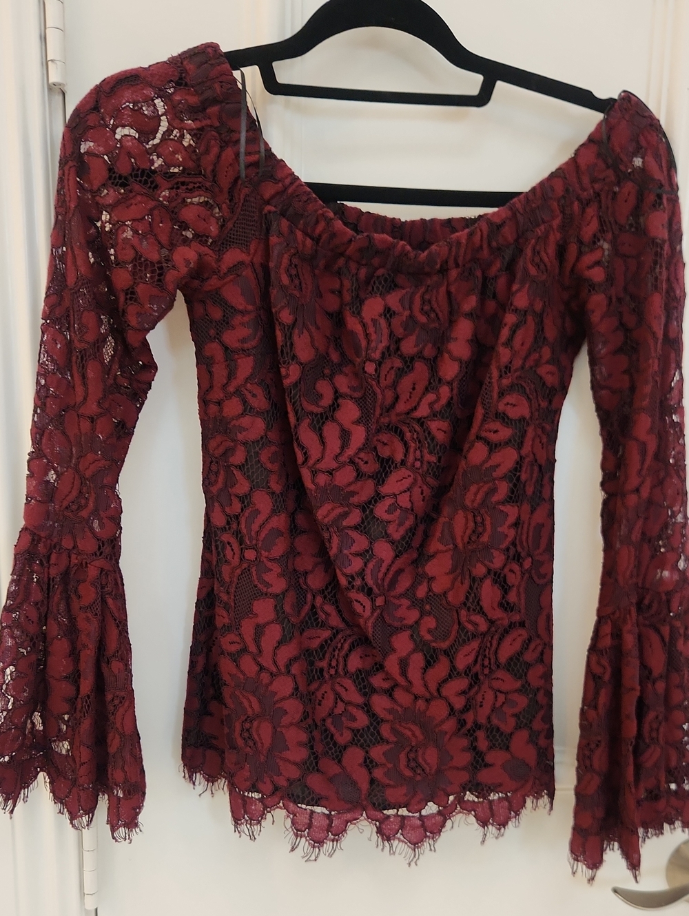 Romeo & Juliet Couture Burgundy Lace Off-Shoulder Bell Sleeve Top